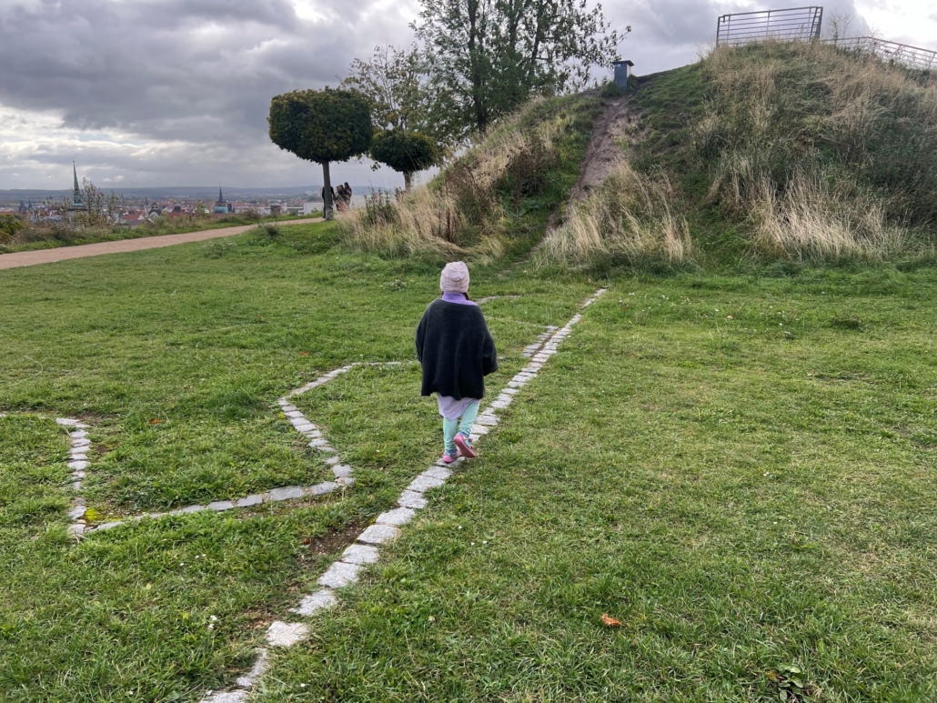 Bei der Kinderralley auf der Zitadelle Petersberg gibt es für Familien einiges zu entdecken.